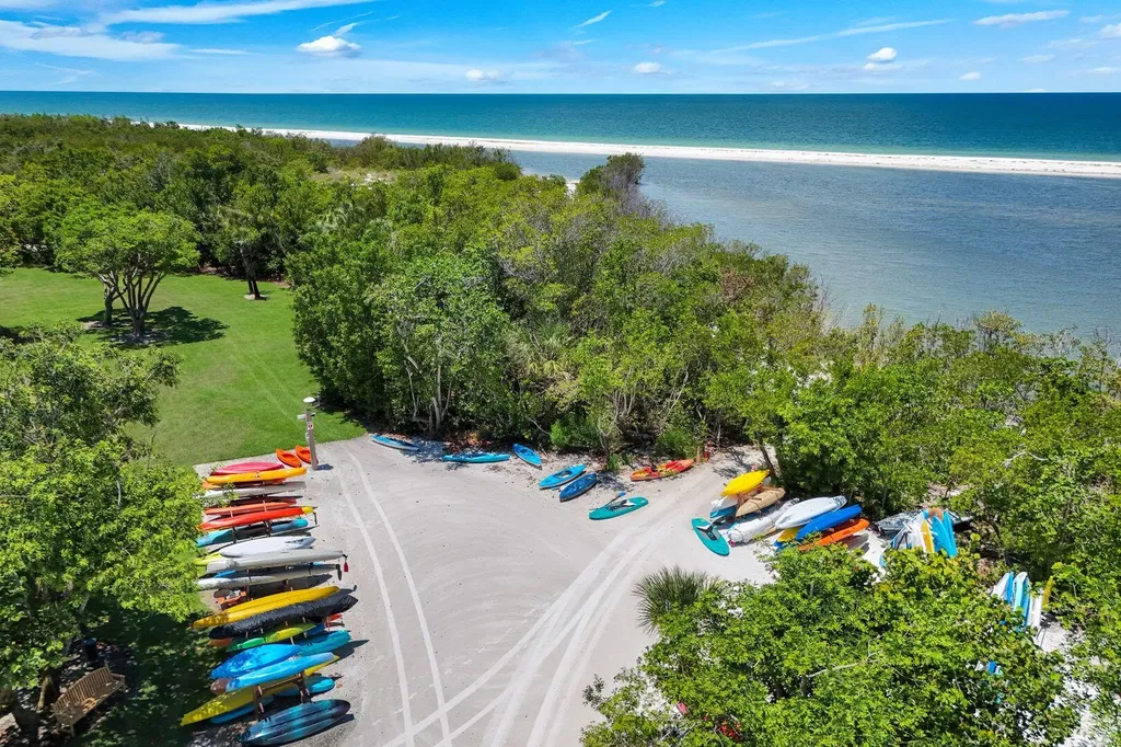 834 Hideaway Circle W Marco Island FL 34145
