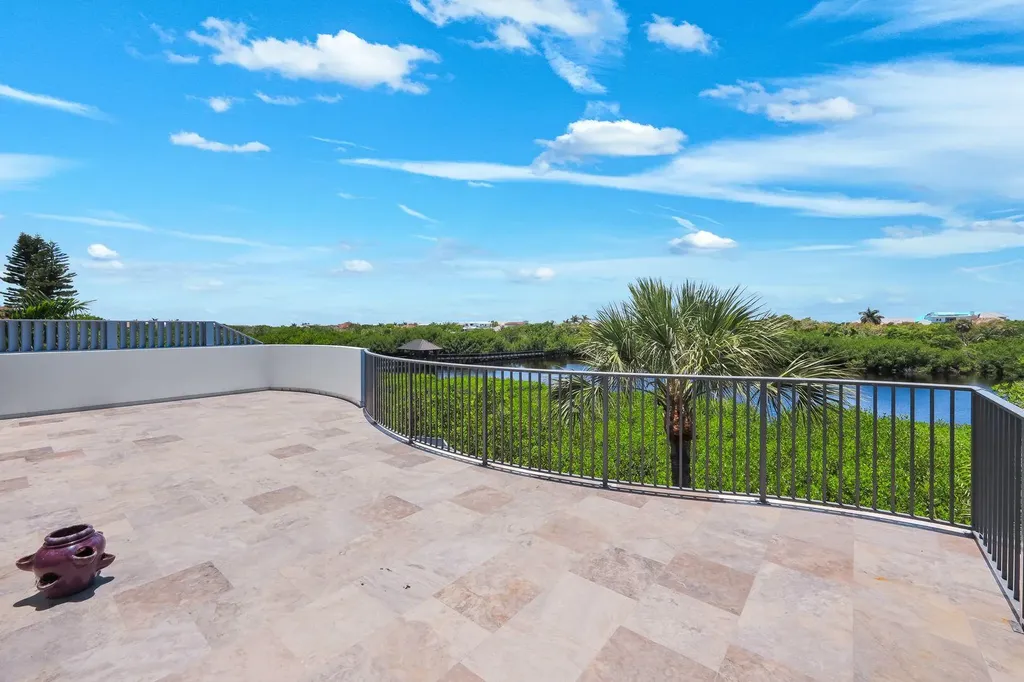 834 Hideaway Circle W Marco Island FL 34145