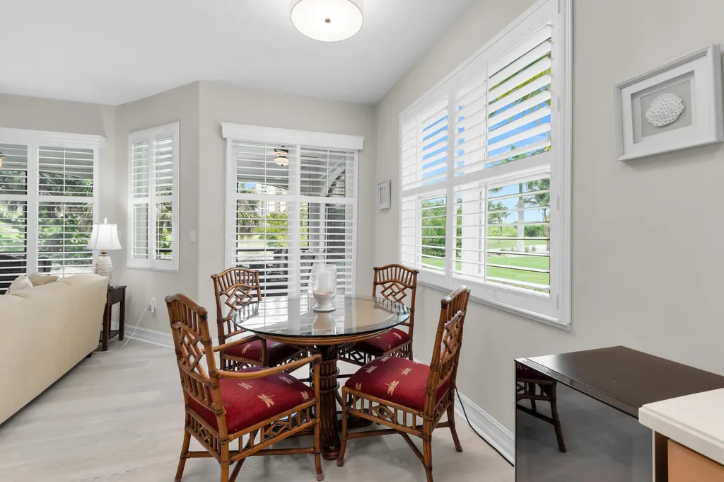 1273 Rialto Way Naples FL 34114