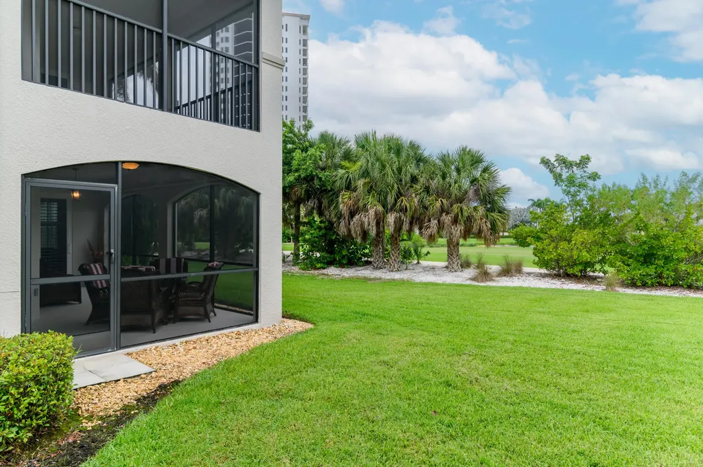 1273 Rialto Way Naples FL 34114