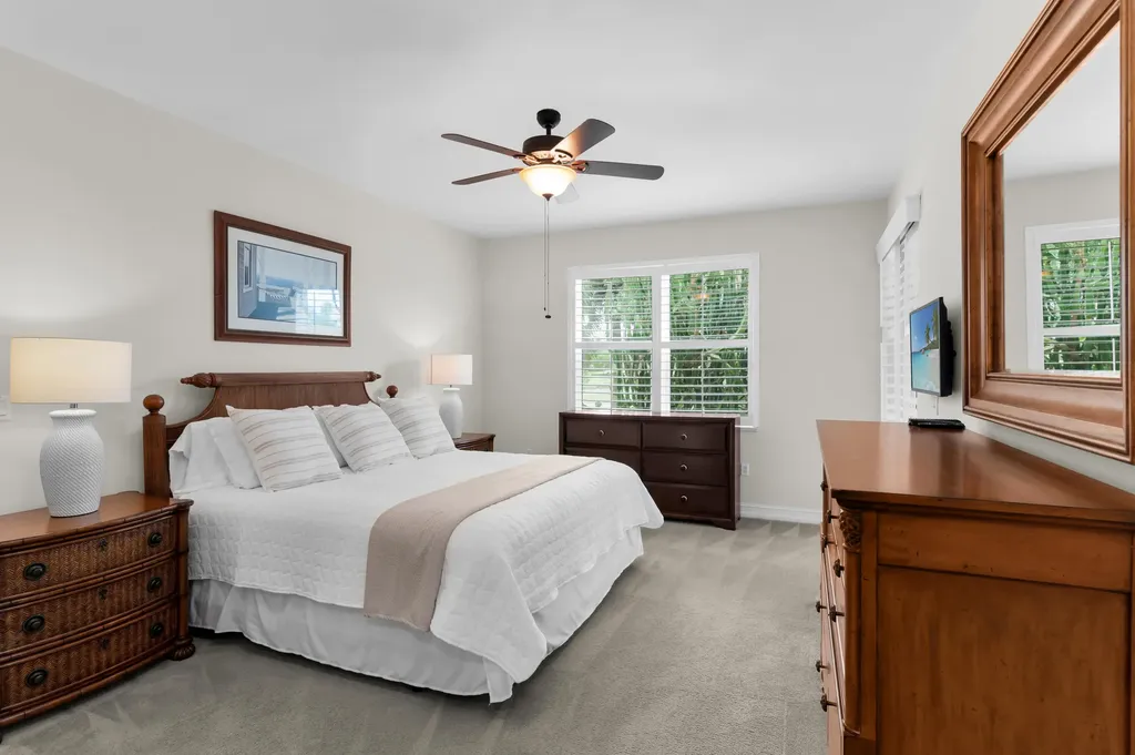 1273 Rialto Way Naples FL 34114