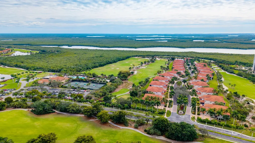 1273 Rialto Way Naples FL 34114