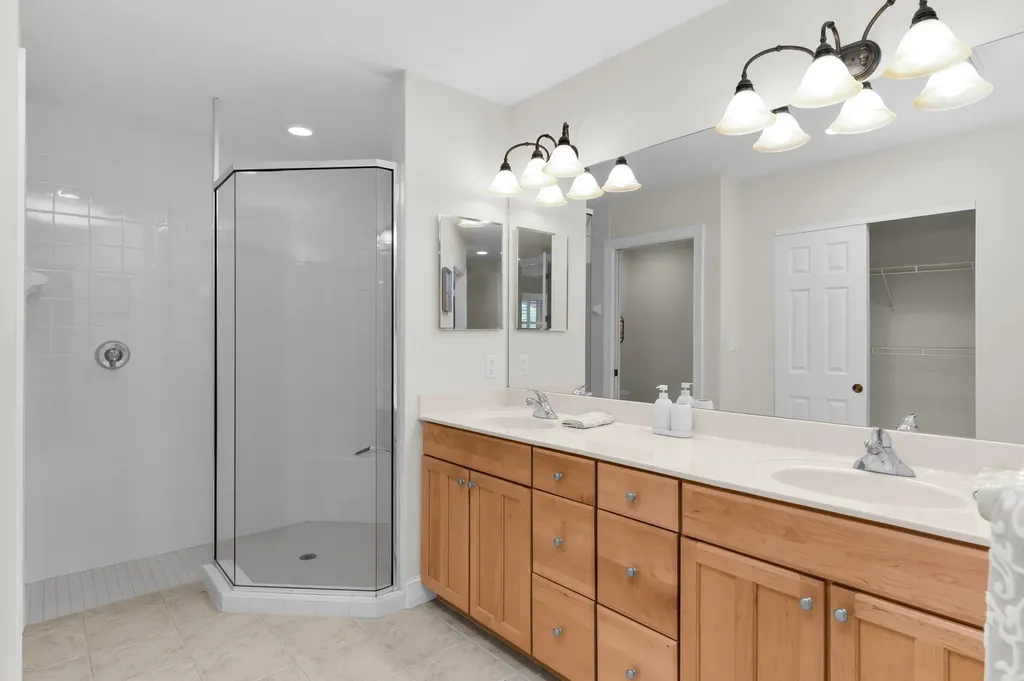 1273 Rialto Way Naples FL 34114