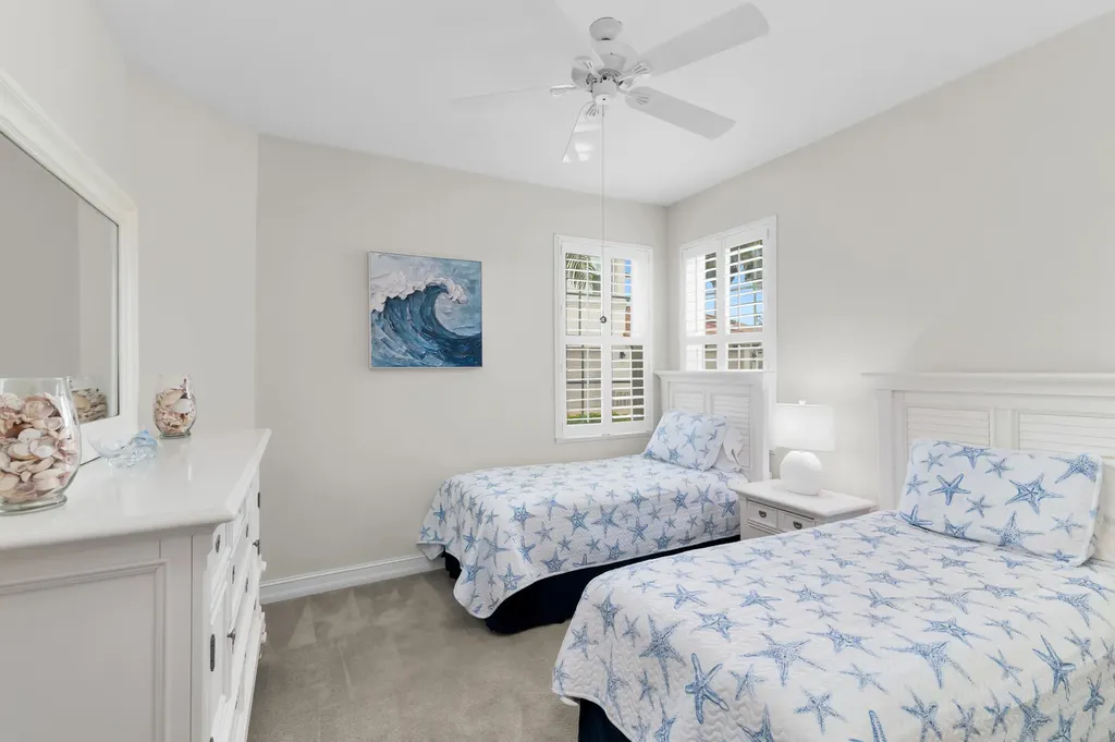 1273 Rialto Way Naples FL 34114