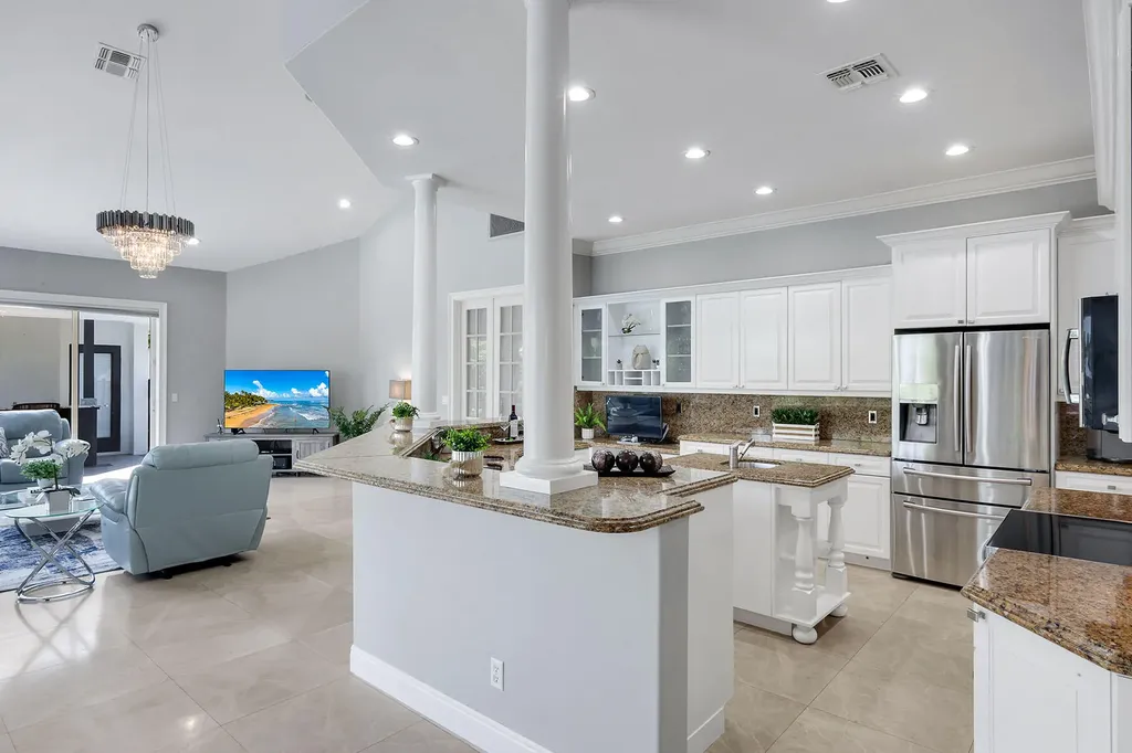 1578 S Barfield Court Marco Island FL 34145