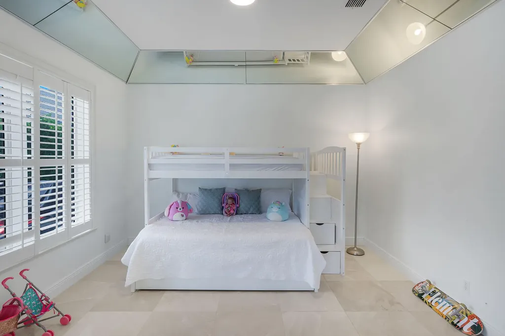 1578 S Barfield Court Marco Island FL 34145
