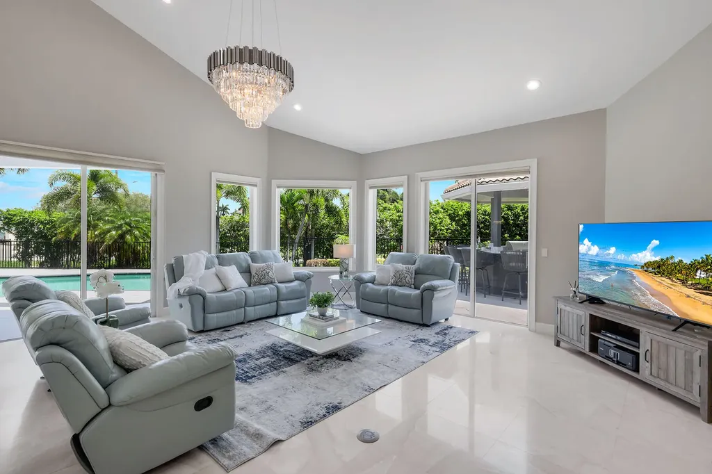 1578 S Barfield Court Marco Island FL 34145