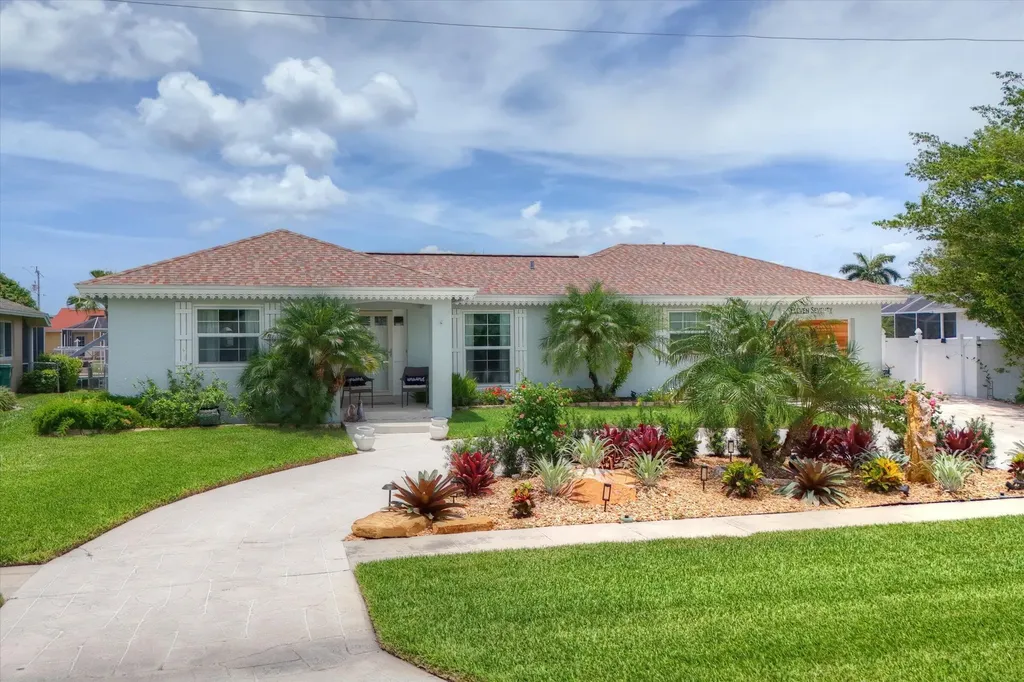 1170 Martinique Court Marco Island FL 34145