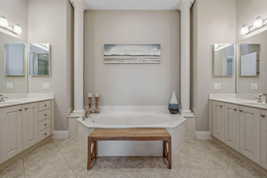 9270 Campanile Circle Naples FL 34114