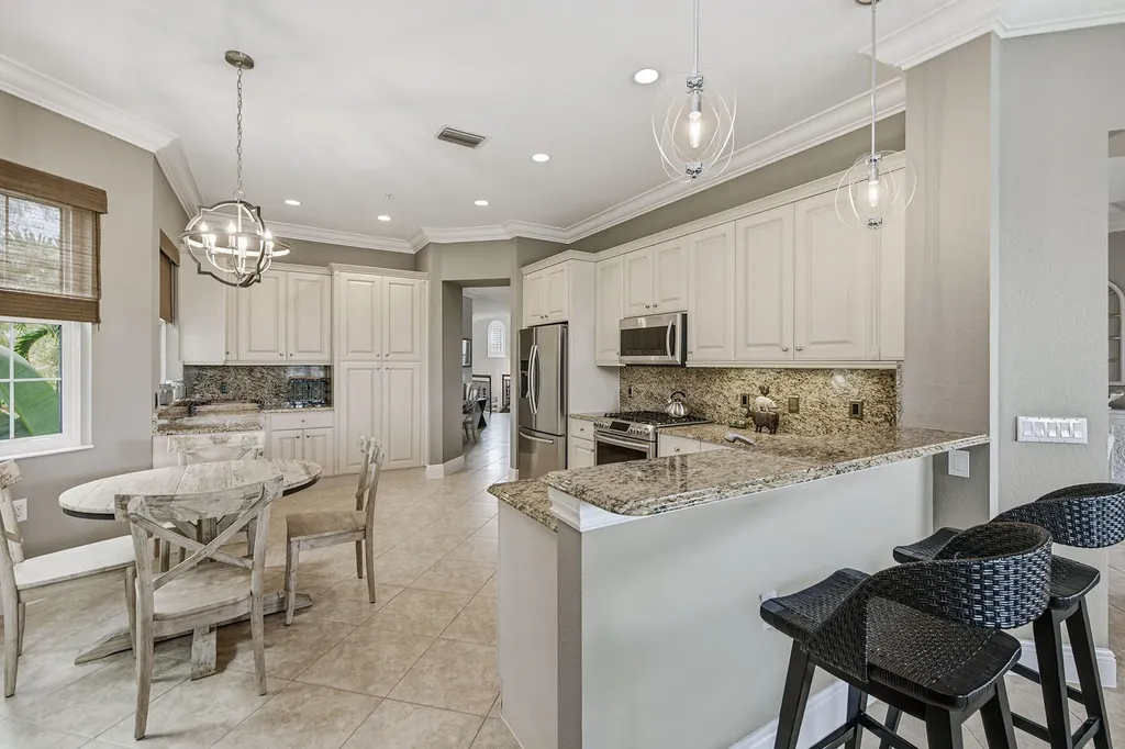 9270 Campanile Circle Naples FL 34114