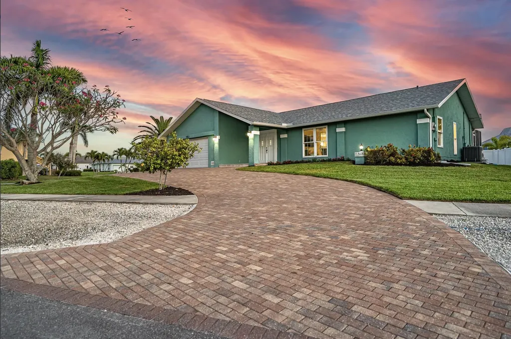 1513 Bermuda Road Marco Island FL 34145