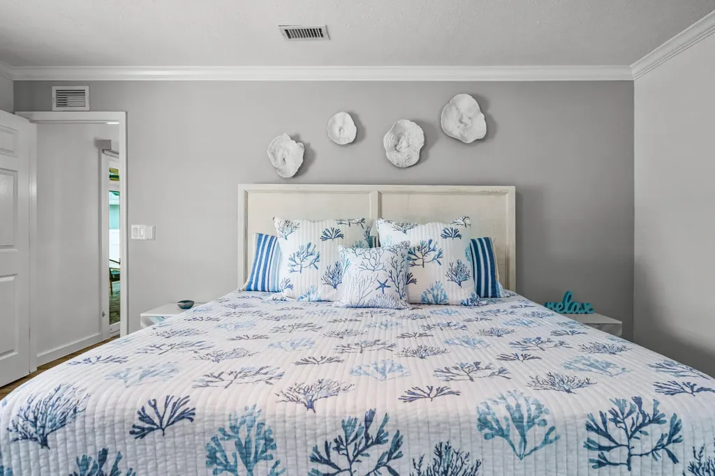 1513 Bermuda Road Marco Island FL 34145