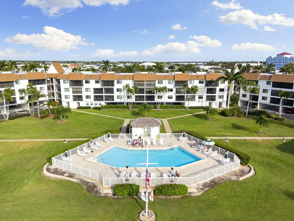 750 W Elkcam Circle Marco Island FL 34145