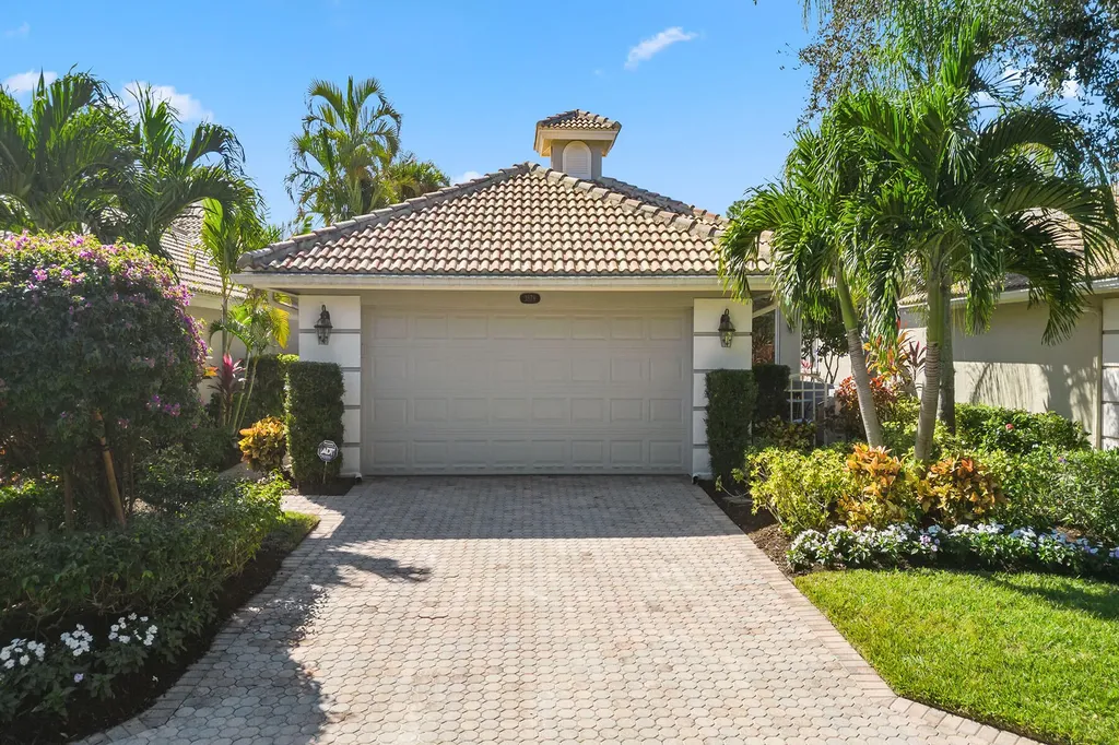 3878 Cotton Green Path Drive Naples FL 34114