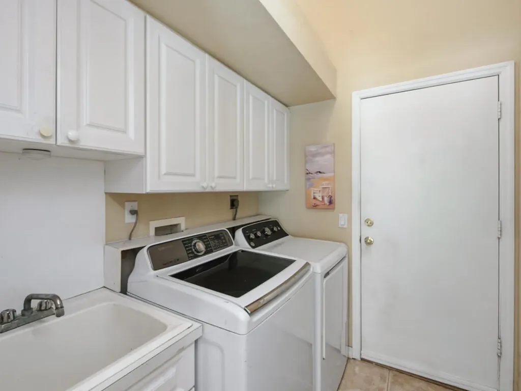 211 S Bahama Avenue Marco Island FL 34145