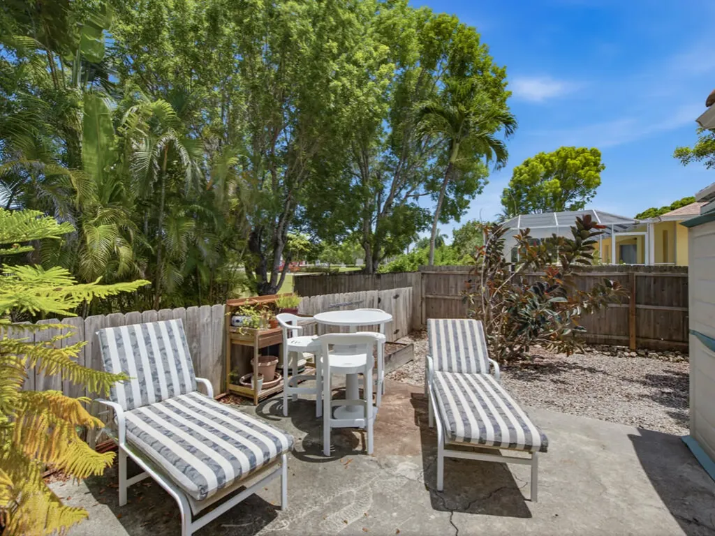 211 S Bahama Avenue Marco Island FL 34145