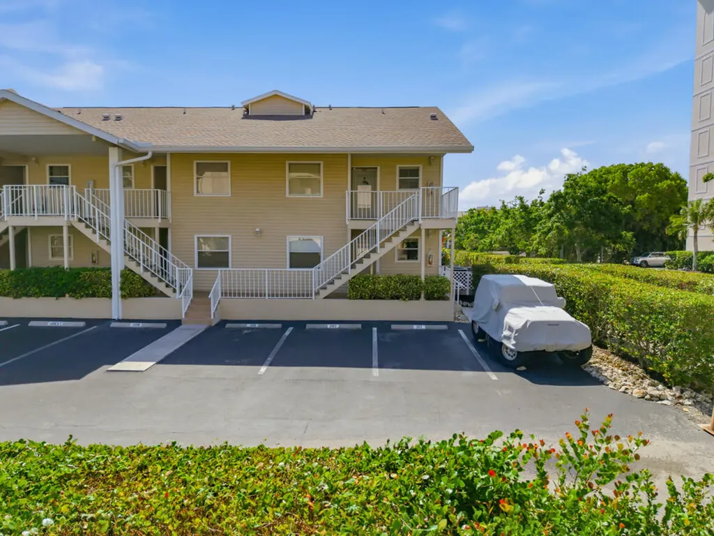 1060 Swallow Avenue Marco Island FL 34145