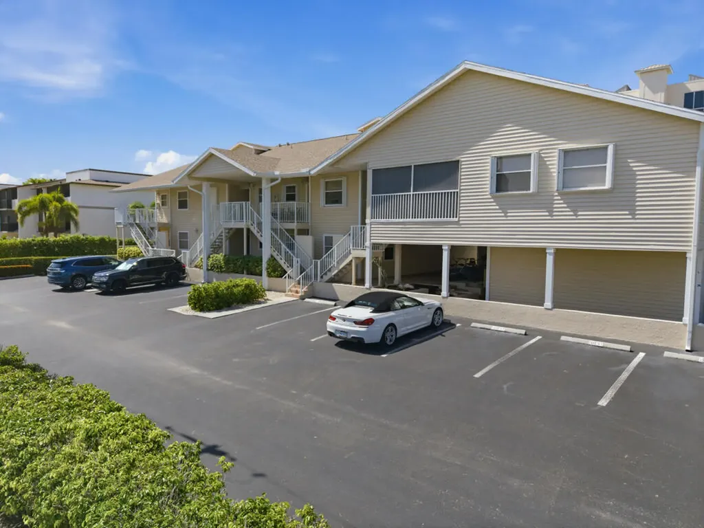 1060 Swallow Avenue Marco Island FL 34145