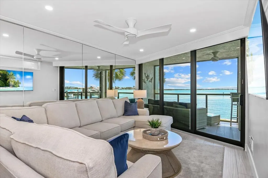 Marco Island FL, 1085 Bald Eagle Drive, Unit A209