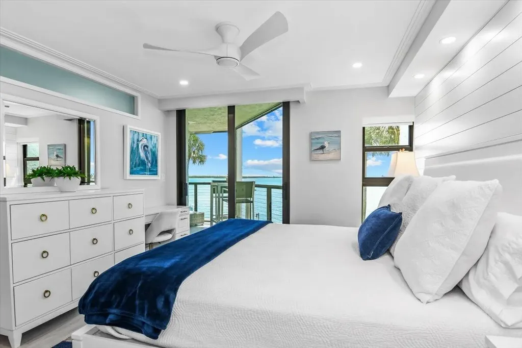 1085 Bald Eagle Drive Marco Island FL 34145