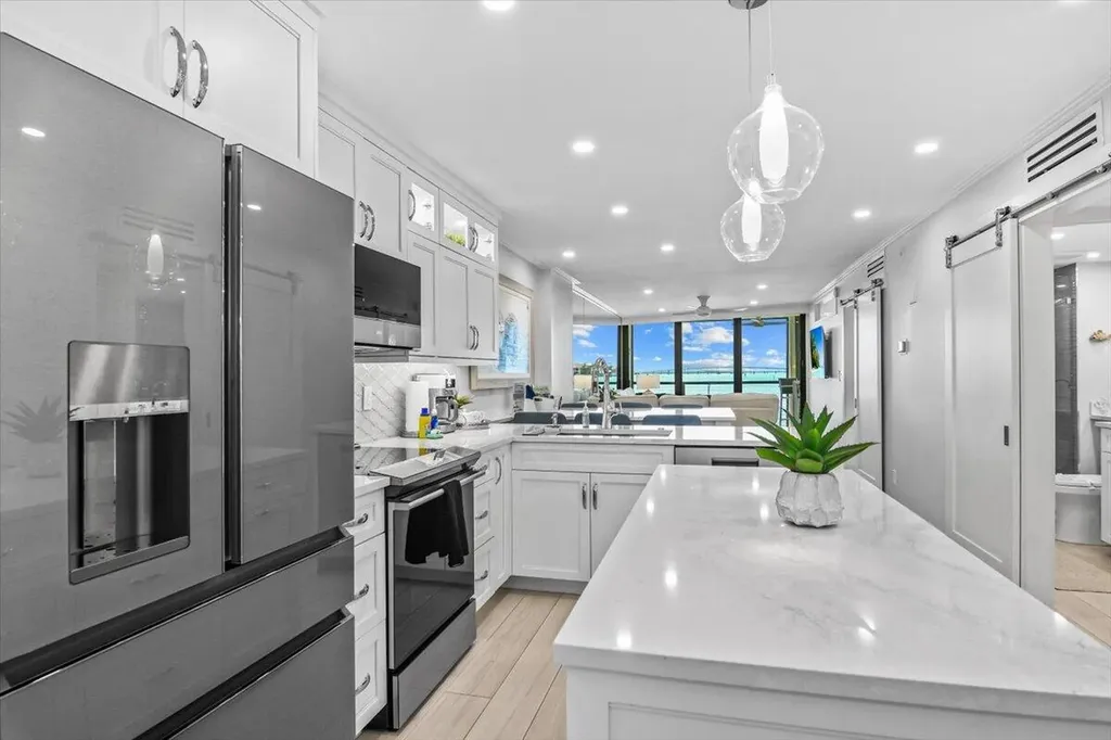 1085 Bald Eagle Drive Marco Island FL 34145