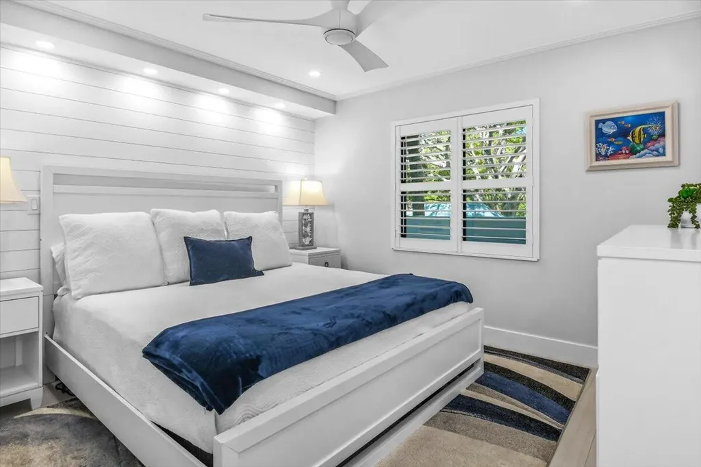 1085 Bald Eagle Drive Marco Island FL 34145