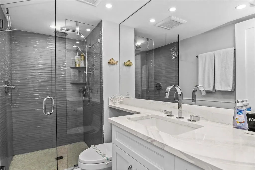 1085 Bald Eagle Drive Marco Island FL 34145