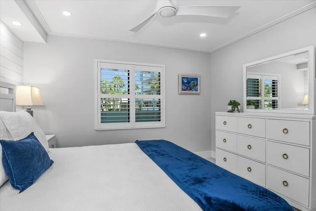 1085 Bald Eagle Drive Marco Island FL 34145
