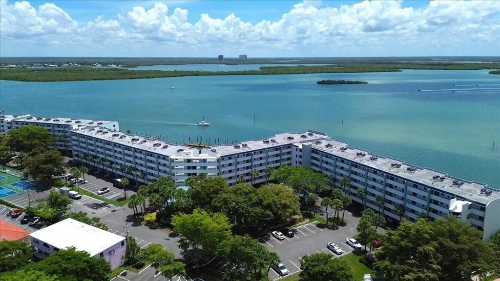 1085 Bald Eagle Drive Marco Island FL 34145