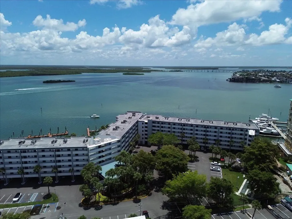 1085 Bald Eagle Drive Marco Island FL 34145