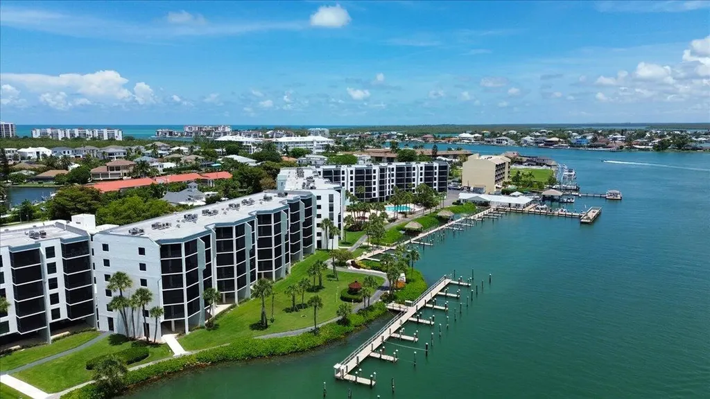 1085 Bald Eagle Drive Marco Island FL 34145