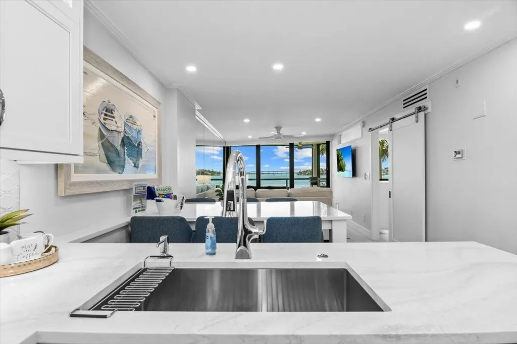 1085 Bald Eagle Drive Marco Island FL 34145