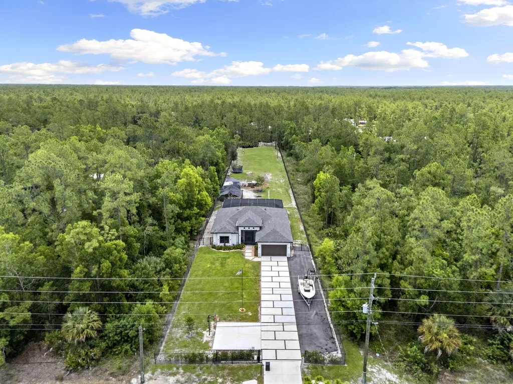 4473 Golden Gate Boulevard E Naples FL 34120