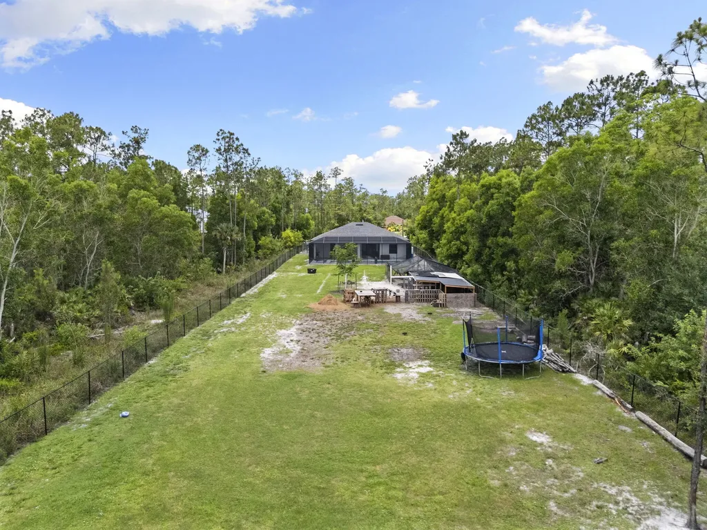 4473 Golden Gate Boulevard E Naples FL 34120
