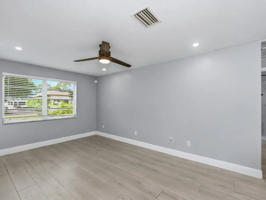3577 Hibiscus Avenue Naples FL 34104