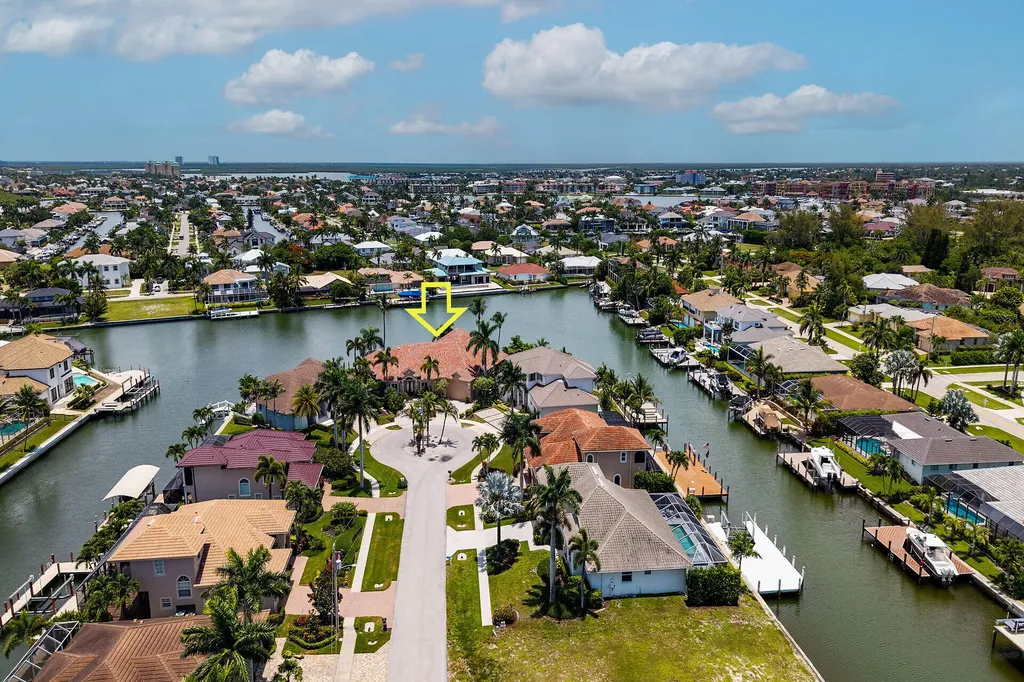486 Clifton Court Marco Island FL 34145