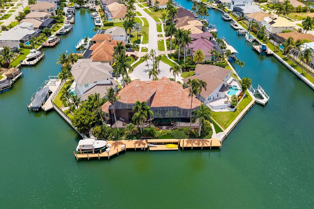 486 Clifton Court Marco Island FL 34145
