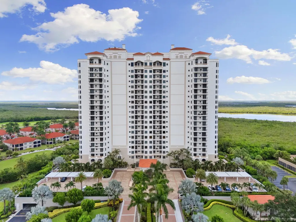 1060 Borghese Lane Naples FL 34114
