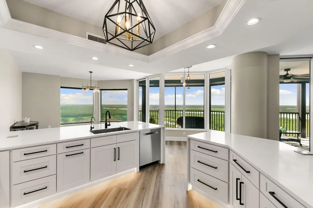 1060 Borghese Lane Naples FL 34114