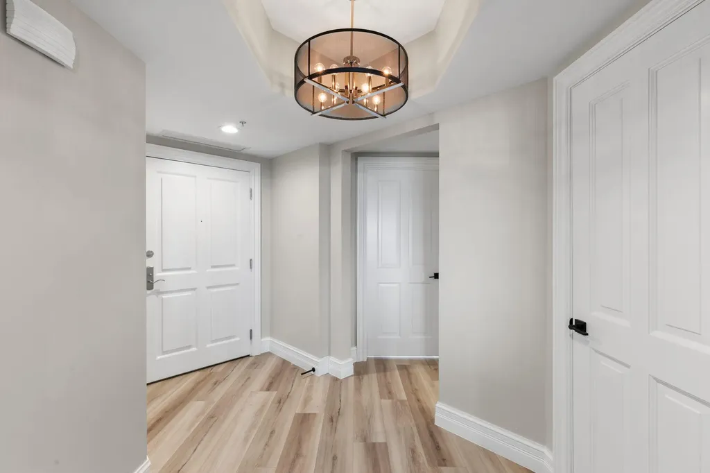 1060 Borghese Lane Naples FL 34114
