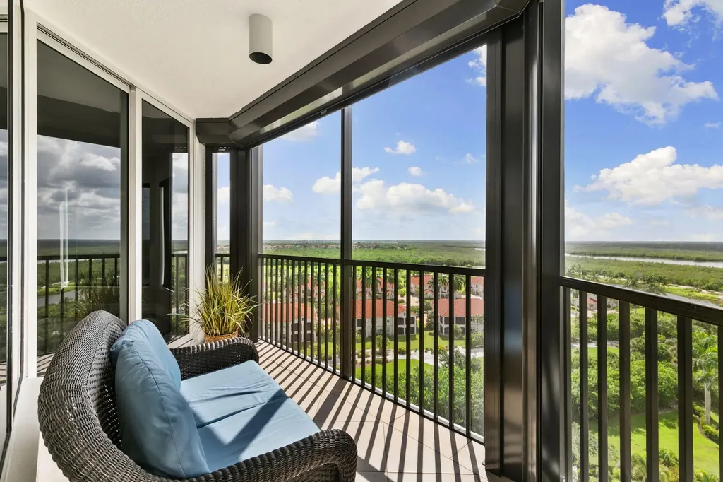 1060 Borghese Lane Naples FL 34114