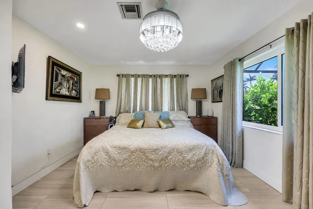 130 Greenbrier Street Marco Island FL 34145