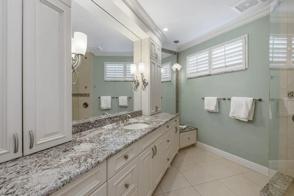 824 Hideaway Circle E Marco Island FL 34145
