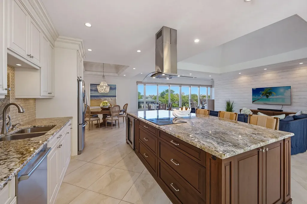 824 Hideaway Circle E Marco Island FL 34145