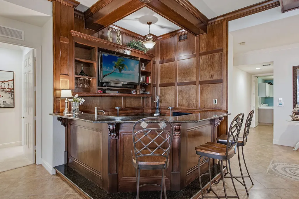 9243 Tesoro Lane Naples FL 34114