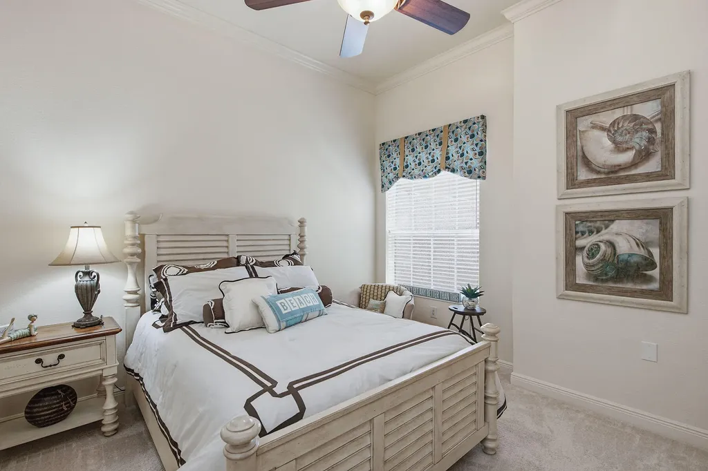 9243 Tesoro Lane Naples FL 34114