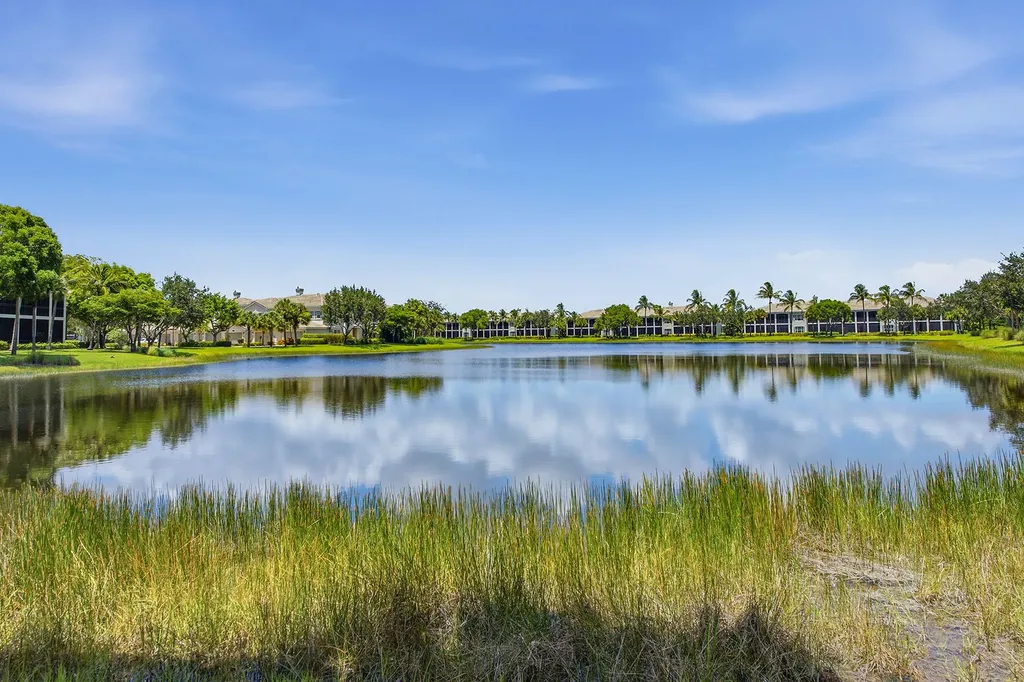 9243 Tesoro Lane Naples FL 34114