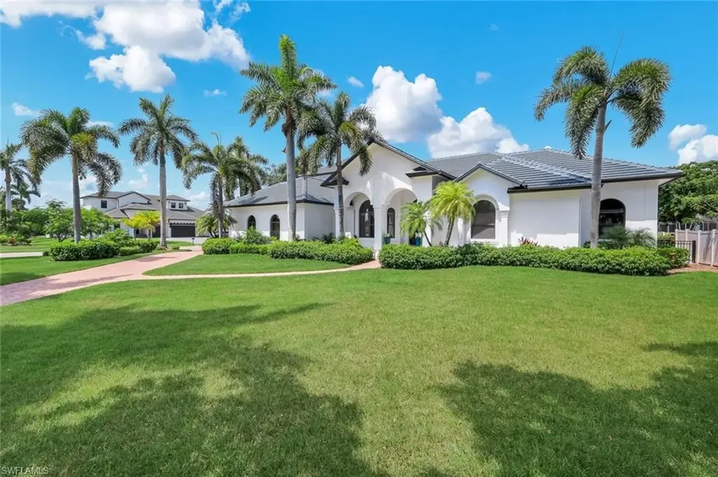 511 Alameda Court Marco Island FL 34145
