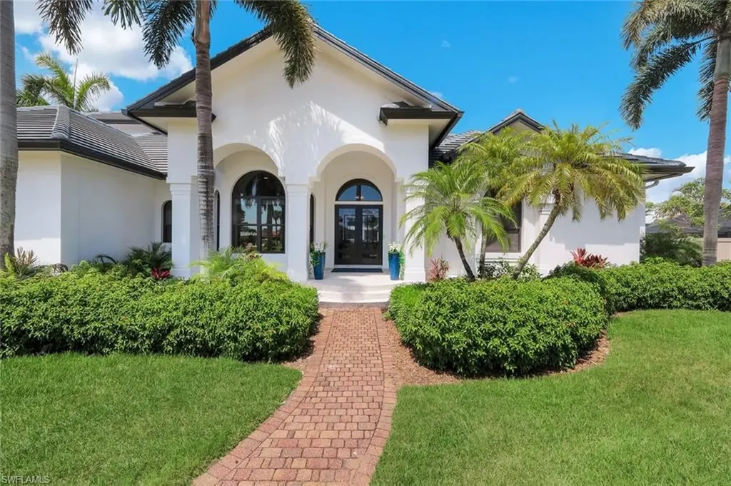 511 Alameda Court Marco Island FL 34145