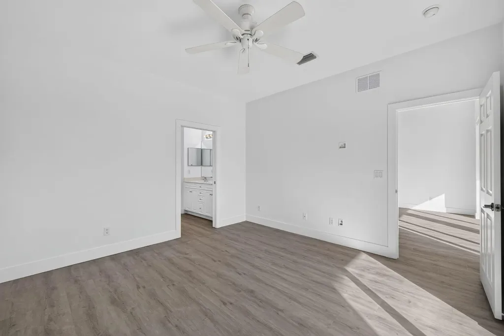 25058 Peacock Lane Naples FL 34114